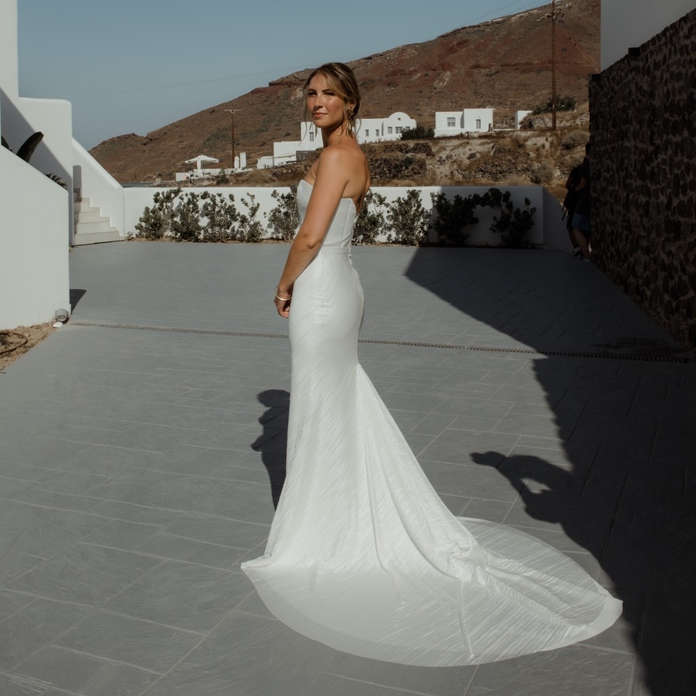 NEWHITE I.M. Wedding Dress